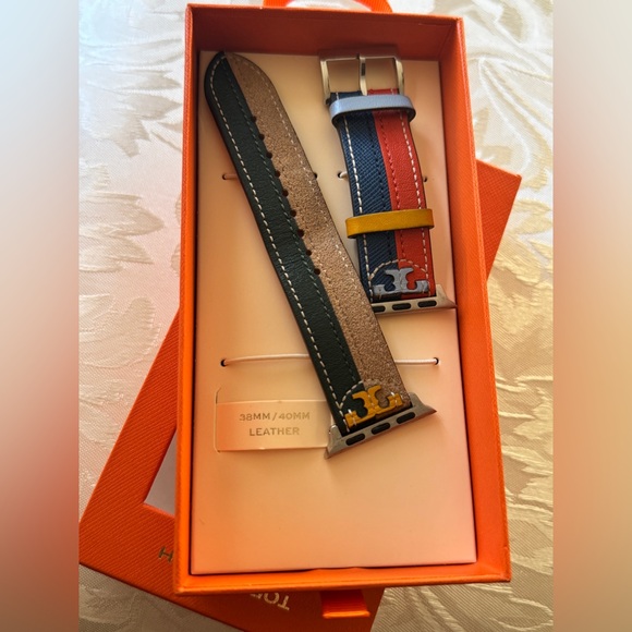 Apple Watch strap - Picture 2 of 3